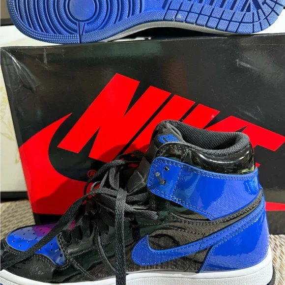 Jordan Men's Black and Blue Sneakers (Replicas) SZ 9.5. Box7 - Picture 2 of 6